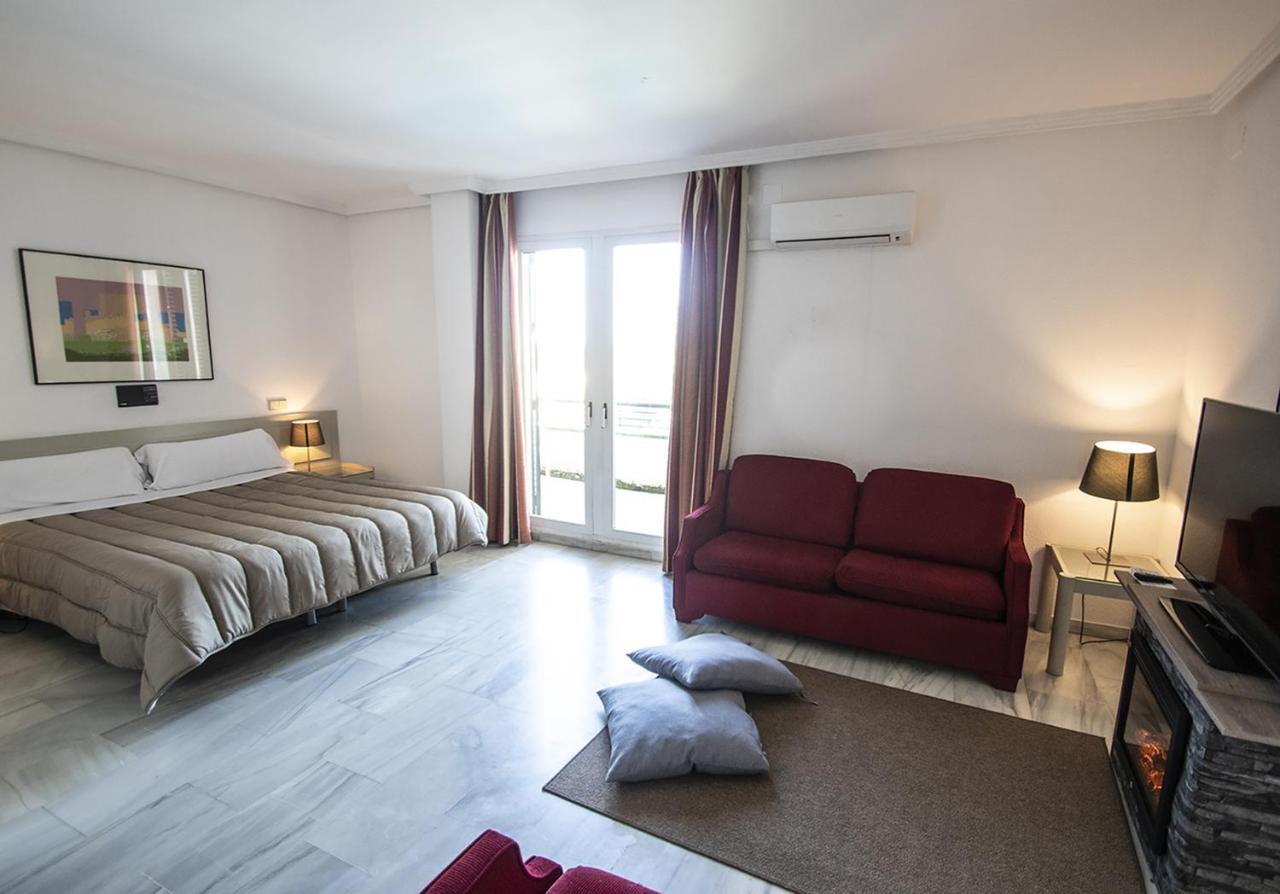 โฮเทล อปาร์ตาเมนโตส ไซมอน เบร์เด Apartment ไมเรียนา เดล อัลคาราเฟ ภายนอก รูปภาพ